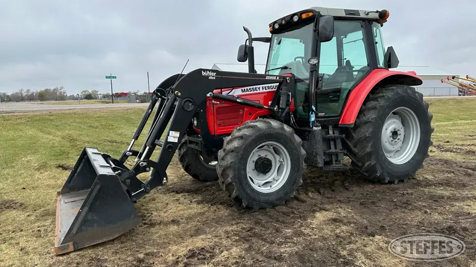 2006 Massey Ferguson 5455 MFWD Tractor