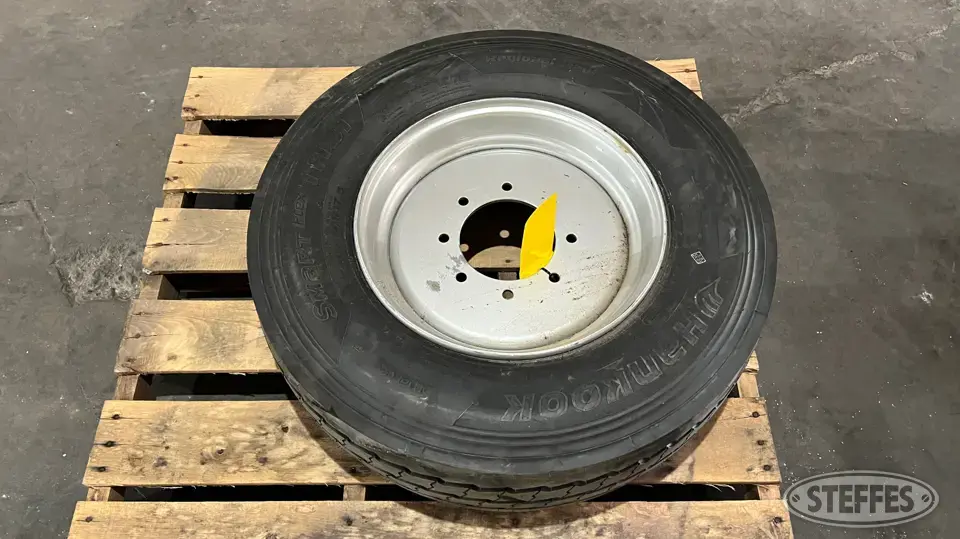 Hankook 245/70R17.5 tire Tractor-Implement Tire