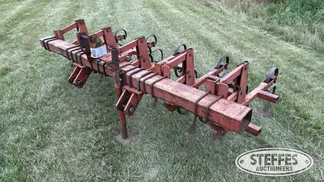 Westgo row crop cultivator