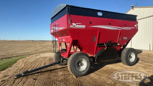 2005 Demco 650