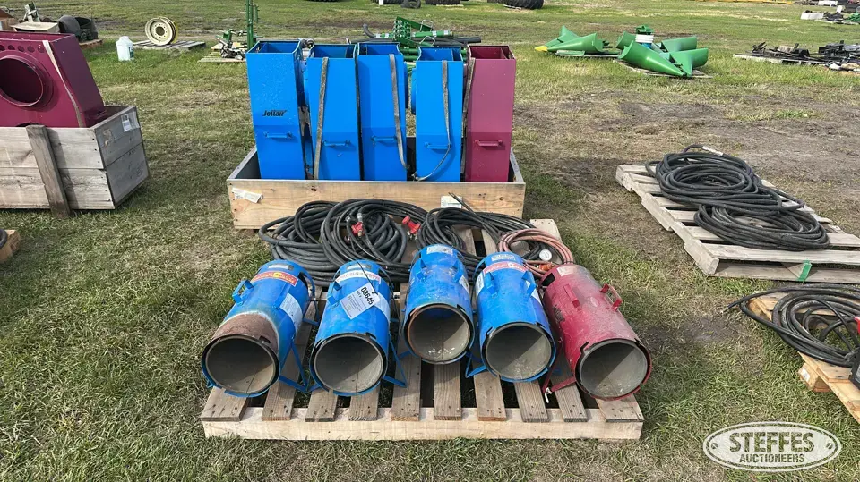 (5) Red Maxx bin heaters Bin Accessory