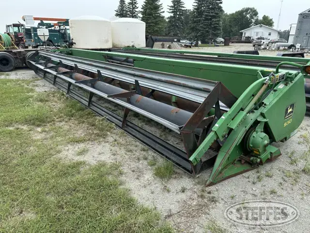 1993 John Deere 930