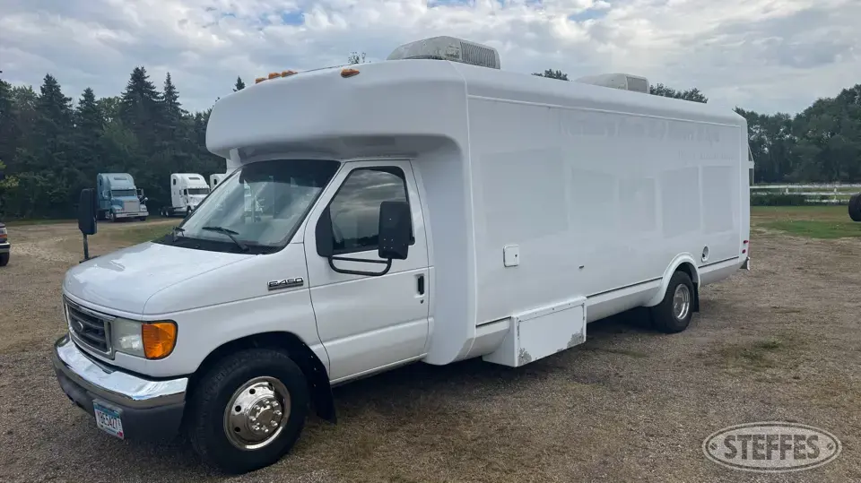2006 Ford E-450 El Dorado 270 Aero-Tech Bus