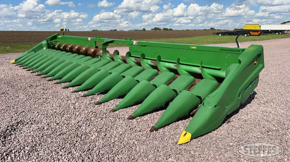 2021 John Deere C18R Corn Head