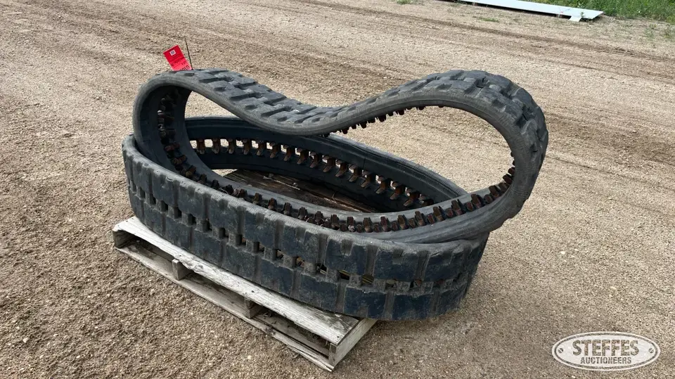 Skid steer tracks