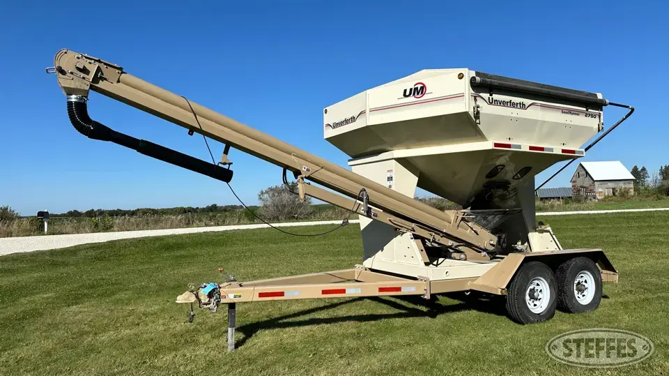Unverferth Seed Runner 2750 Bulk Seed Tender Trailer