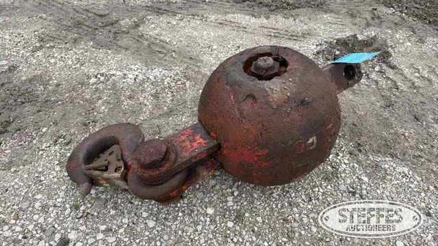 15-ton hook ball