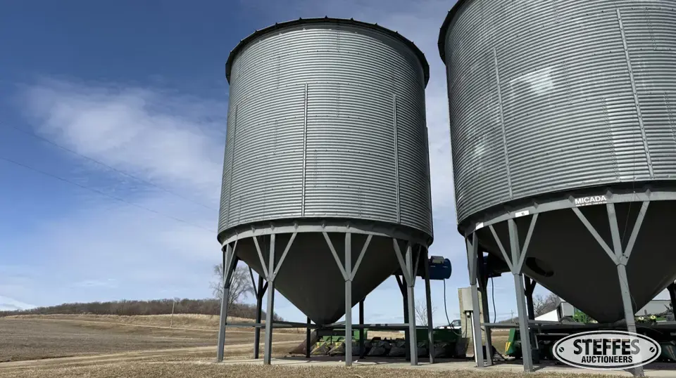 Sioux galvanized bin Hopper Bin