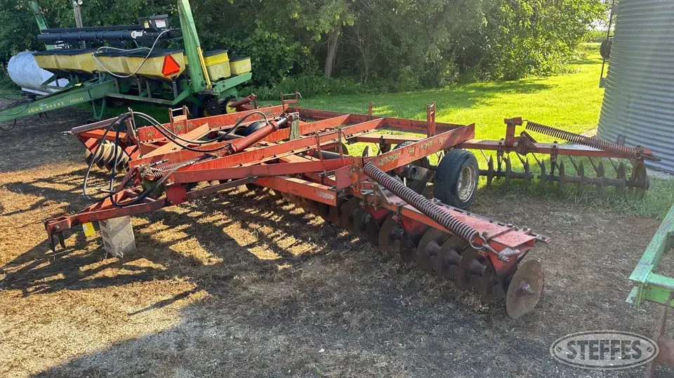 International 480 Disc