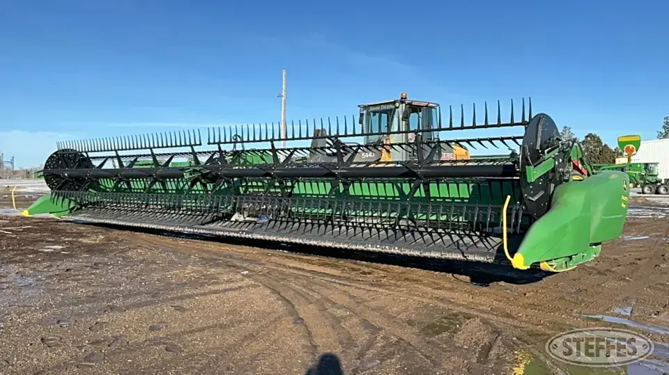 2019 John Deere 740FD Draper Head