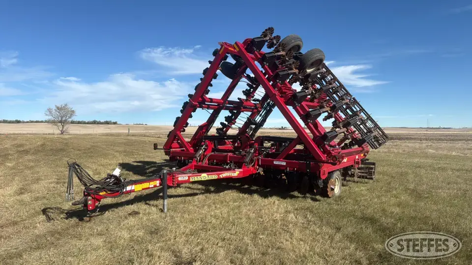 Mandako Twister 4020 Vertical Tillage