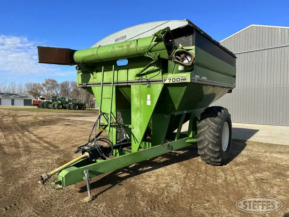 A&L F700 Grain Cart