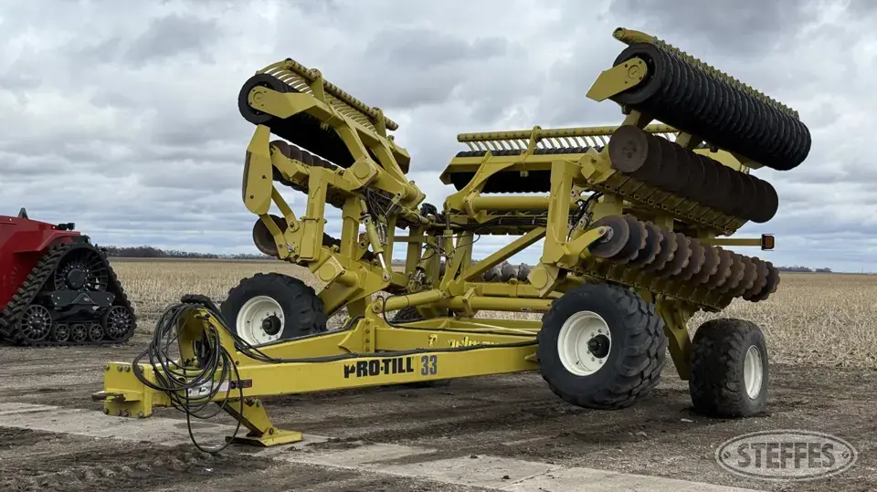 2018 Degelman Pro-Till 33 Vertical Tillage