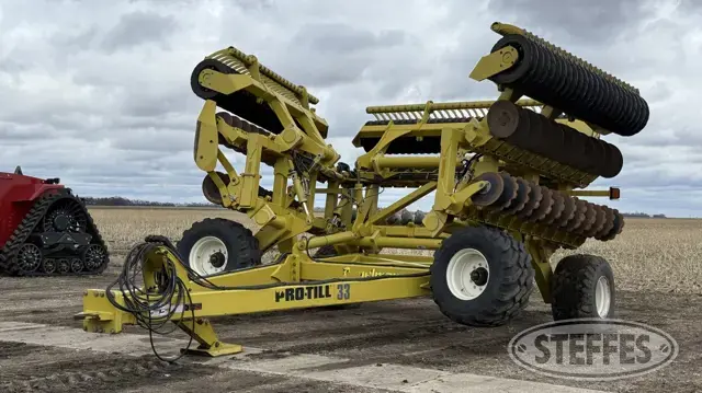 2018 Degelman Pro-Till 33