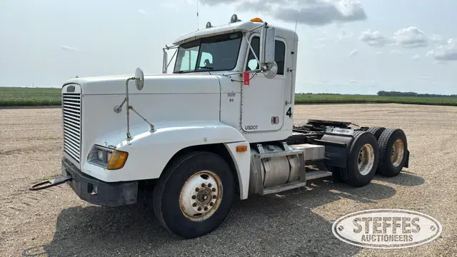 1995 Freightliner FLD120