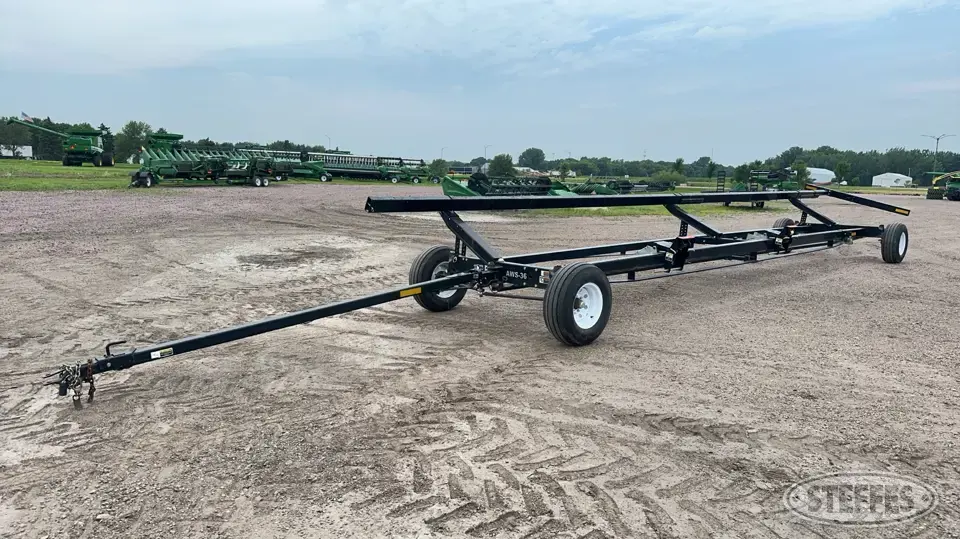 2013 Unverferth AWS-36 Header Trailer