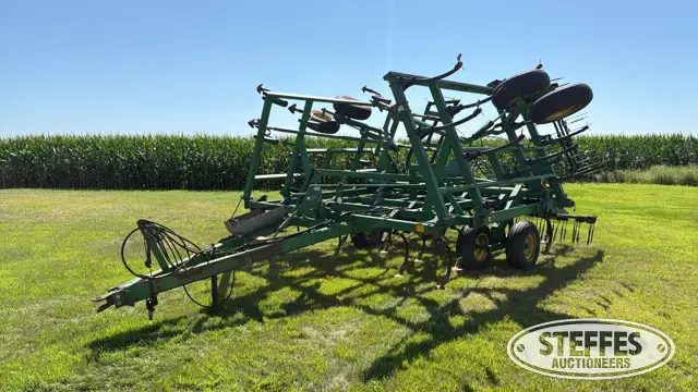 John Deere 980