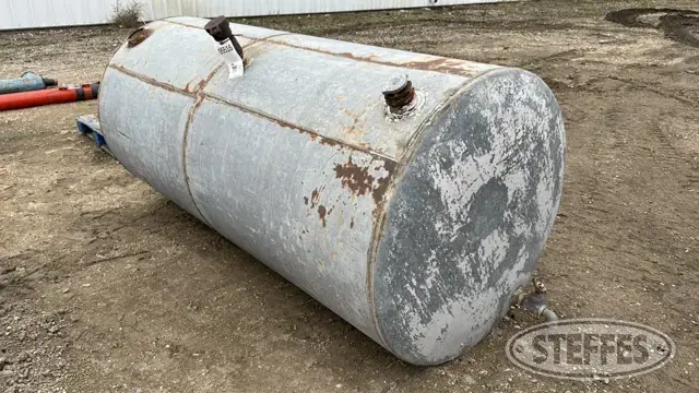 Steel tank