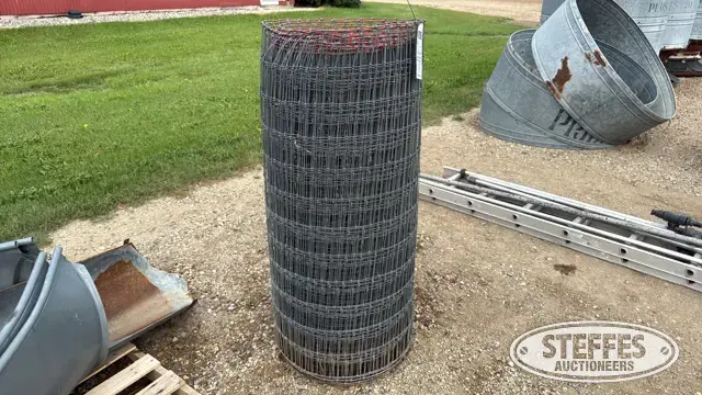 Roll of woven wire