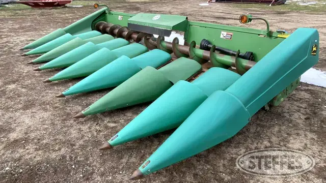 John Deere 893