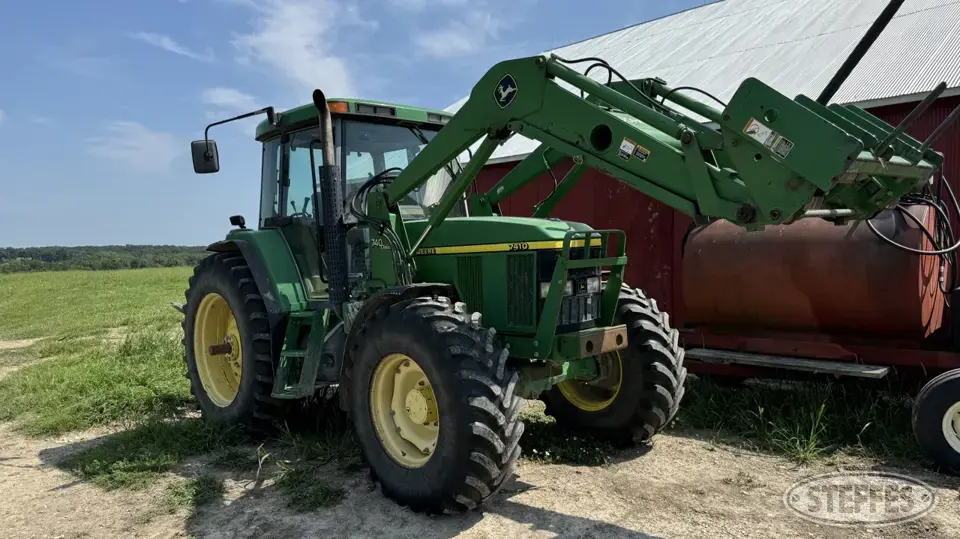 2002 John Deere 7410 MFWD Tractor