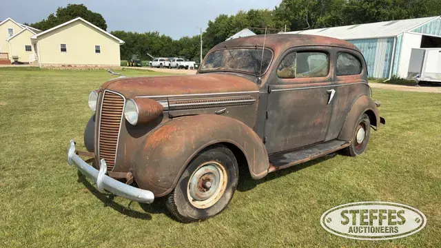 1937 Dodge D5