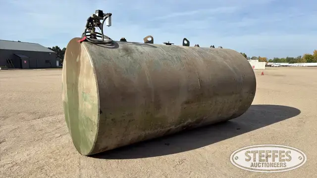 4,500 gal. fuel tank