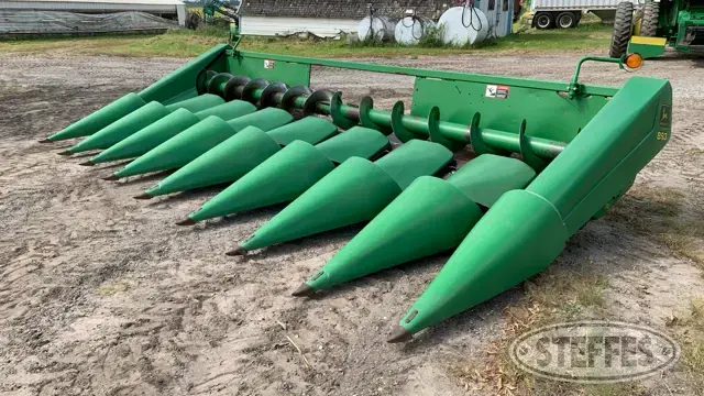 2001 John Deere 893