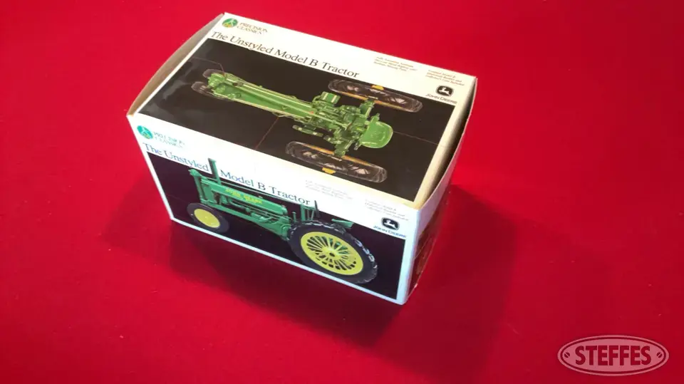 John Deere Unstyled B Precision Classics #24 Toy