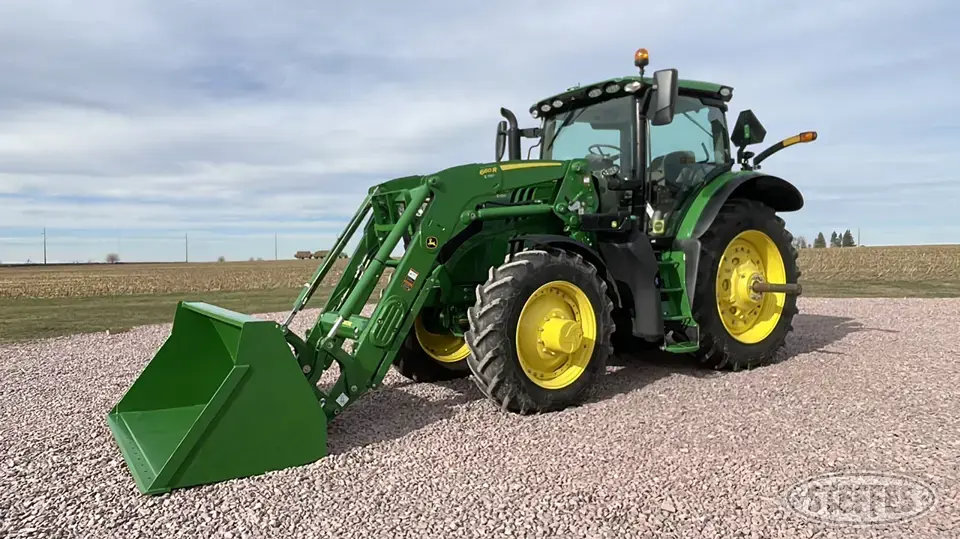 2022 John Deere 6175R MFWD Tractor