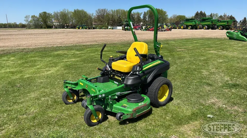 2019 John Deere Z915E Zero Turn Mower