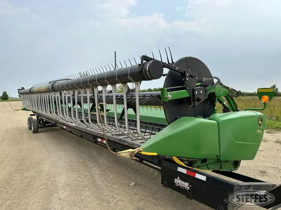 2014 John Deere 635FD Draper Head