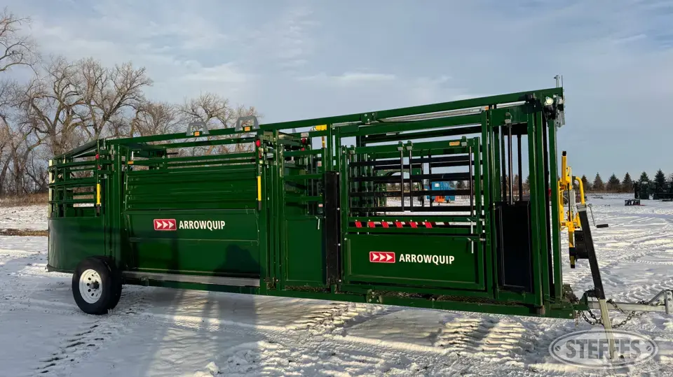 2023 Arrowquip 7408 Livestock Handling