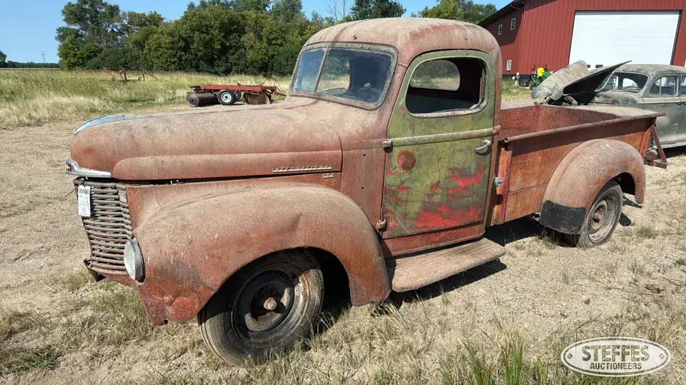 1948 International KB2 Collectible Vehicle