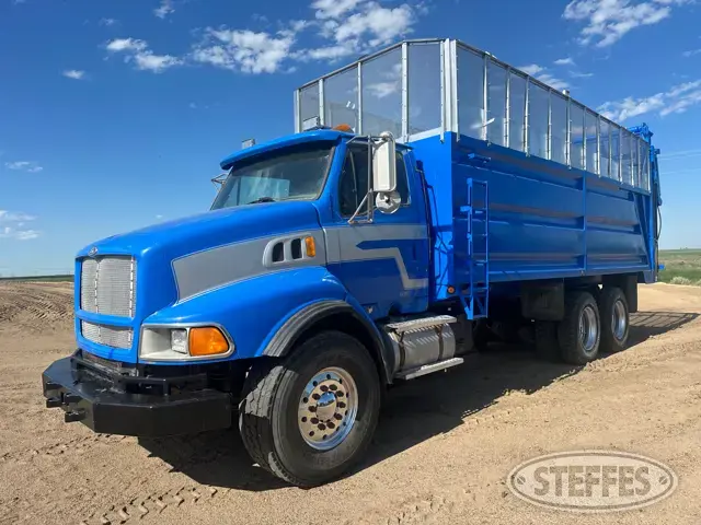 1998 Ford Louisville LT9513