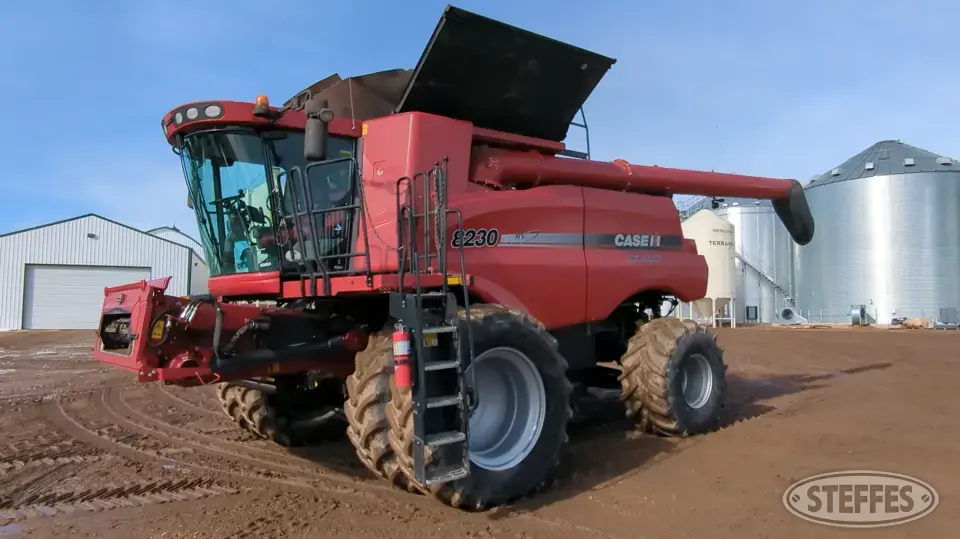 2012 Case IH 8230 Combine