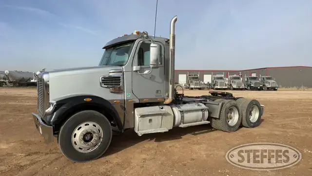 2012 Freightliner SD122 Coronado