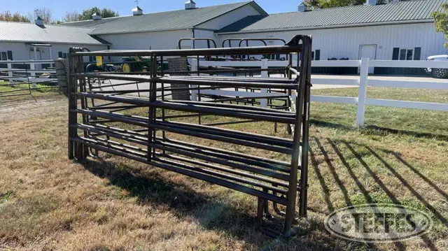 (6) Priefert Premier fence panels