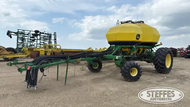 2009 John Deere 1910