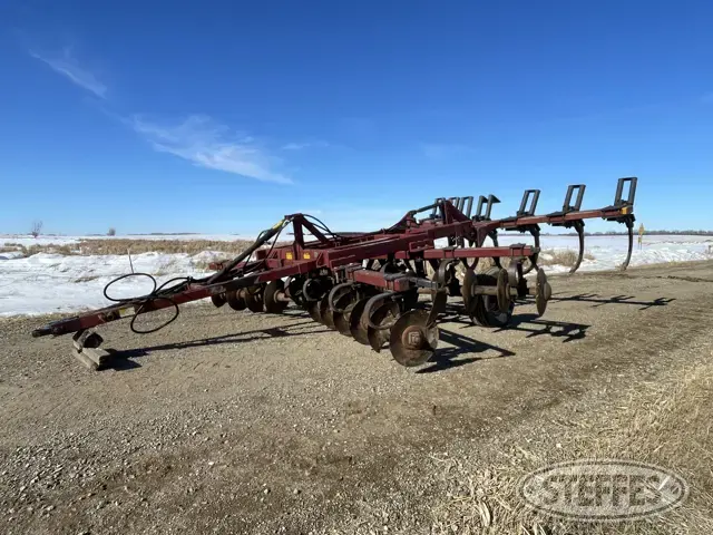 M&W 1465 Earthmaster