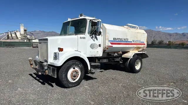 1989 GMC WC42T