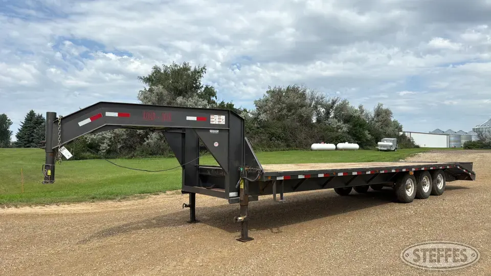 2004 Load Max G30119DR370E3 Flatbed Trailer