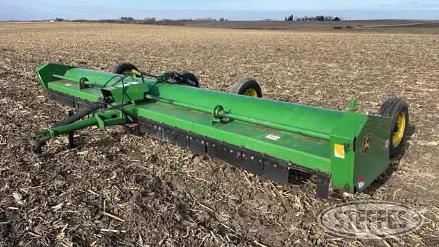 John Deere 120