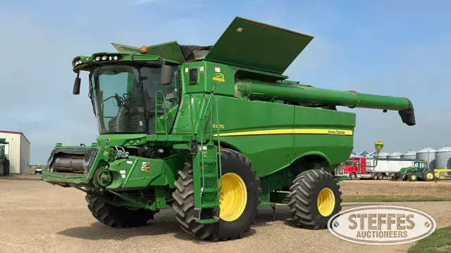 2012 John Deere S670
