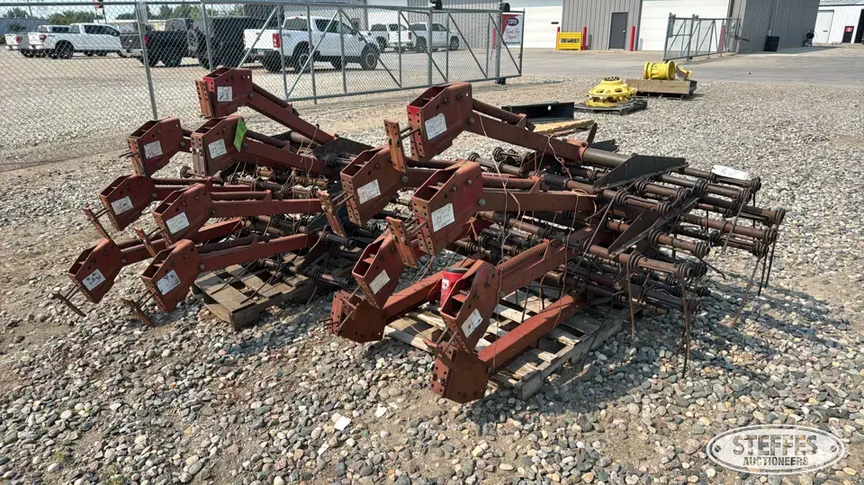 Morris mounted 4-bar harrow