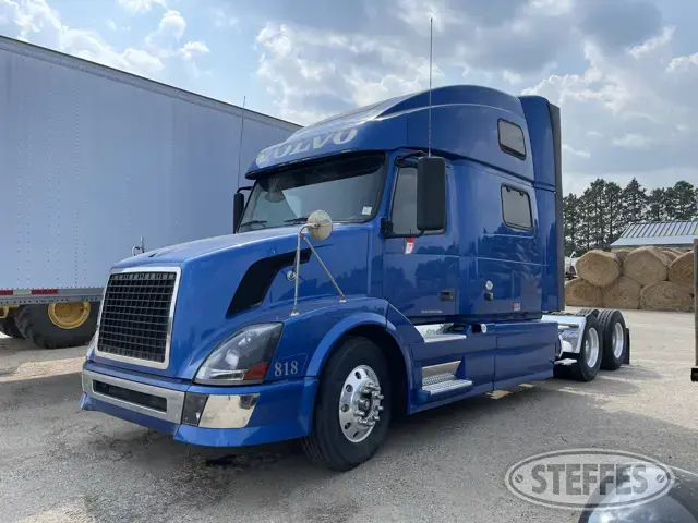 2012 Volvo VN