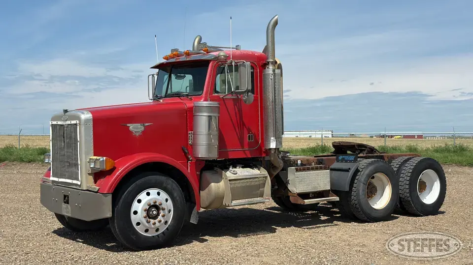 1999 Peterbilt 357 Conventional Truck without Sleeper