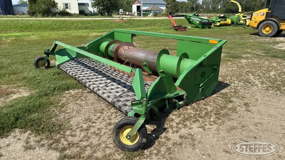 John Deere 212 Pickup Head