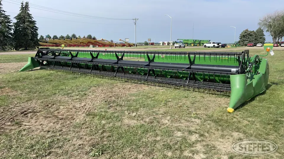 2013 John Deere 635F HydraFlex Flex Head