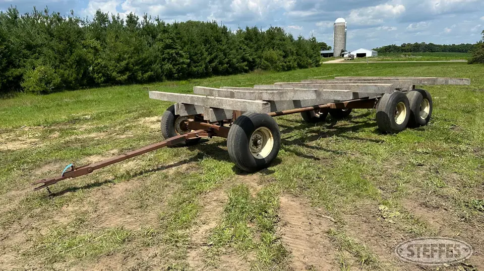 Bale wagon Bale Transportation